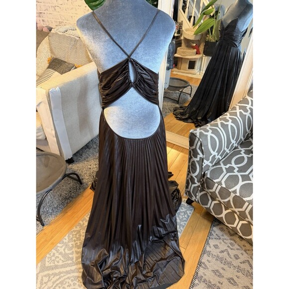 ALC Aries Satin Pleated Dress in Chocolate.Size 14. Retail- $795 - Picture 5 of 16